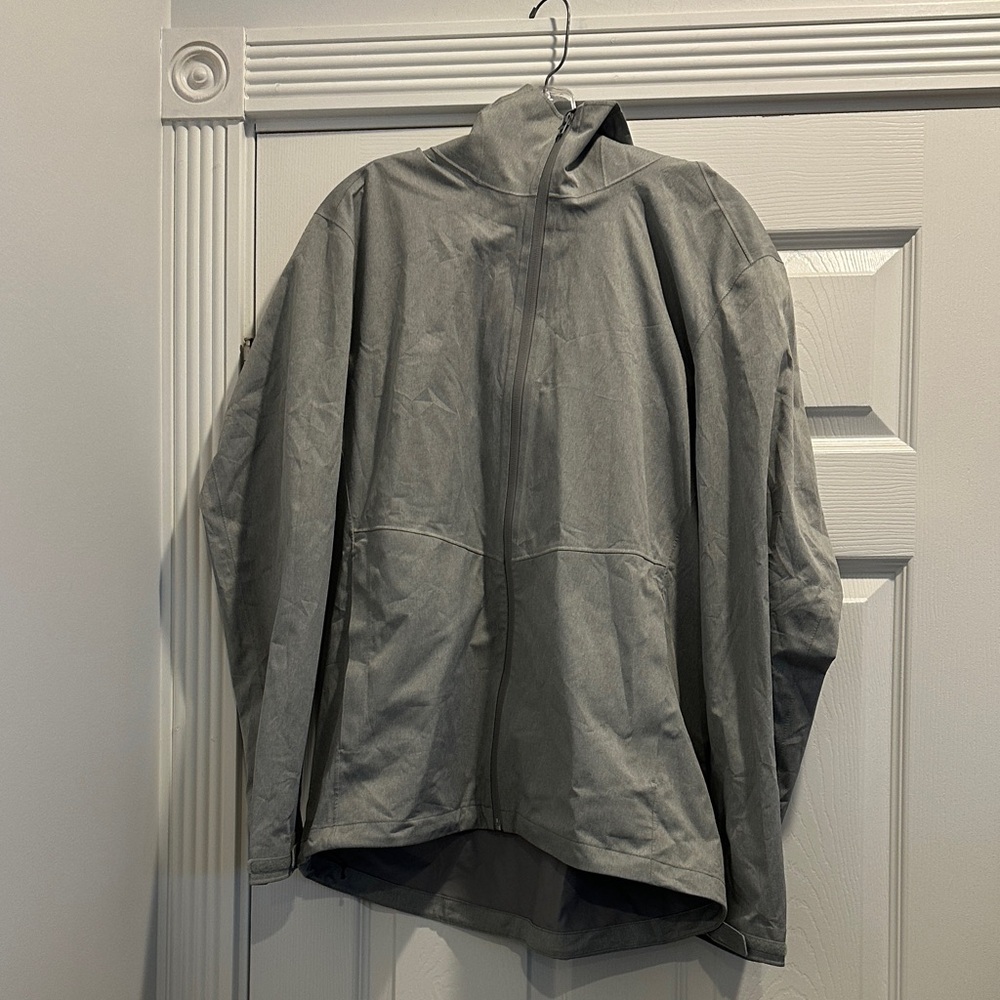 Uniqlo Men's Light Gray Windbreaker XL
